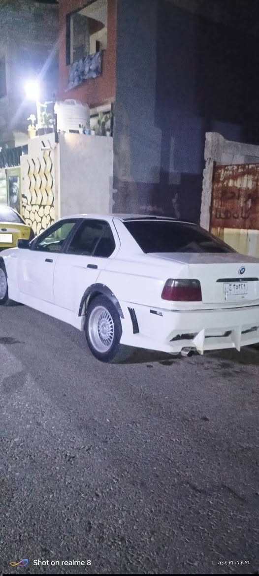 السَلٱمٌ عـَلـْيگمّ🔥 للبيع وترهم مراوس BMW E36 520i سبورت 🔥
🤍 اللون: أبيض⚙️ المحرك: 520i ديجتال سيمز (6 سلندر)💨 سحب قوي وأداء ممتاز🛞 رنكات BMW سبورت كشنات جلد  ويل دوسايز خليه سياره بيها شلعه مشاء •اللّـہ̣̥ عليها  سعرها 45$ورقه وبيها مجال ترهم مراوس

***********
