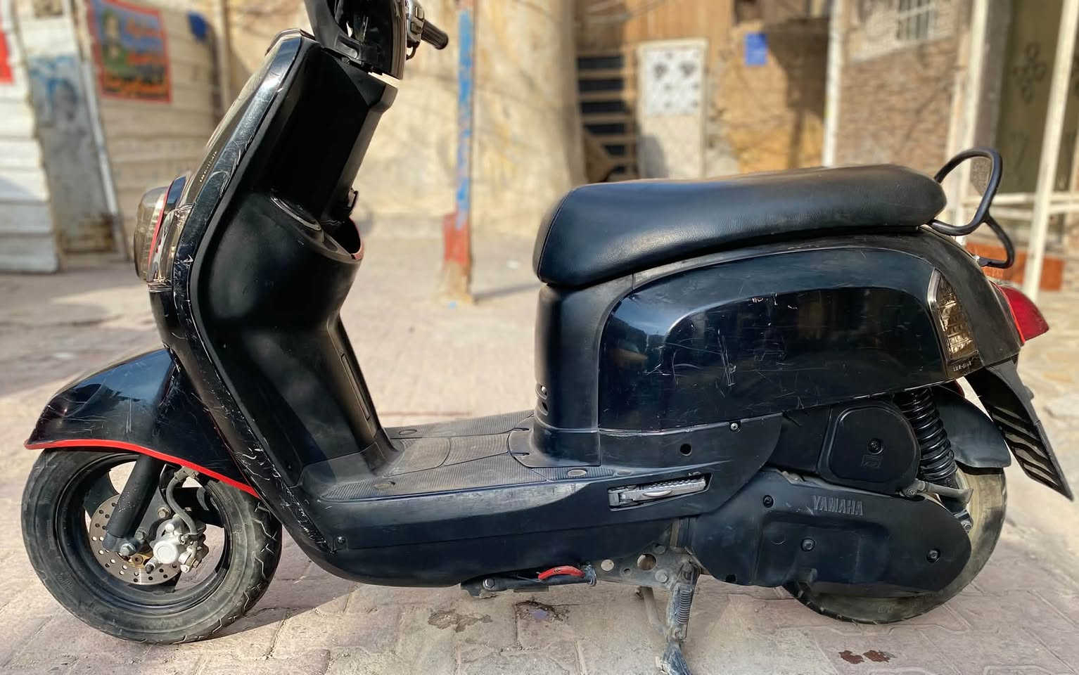 بوليسي للبيع الدراجه نضيفه رمبه ما مفتوح بيها برغي المكينه نشيطه الدراجه تاخذها كبل تطلع بيها جاهزه من كل شي كهربائياتها كلها شغاله الدراجه ماشيه 36
الصبح نكره سلف سعرها 850  مكاني بغداد الكاظميه رقم***********
