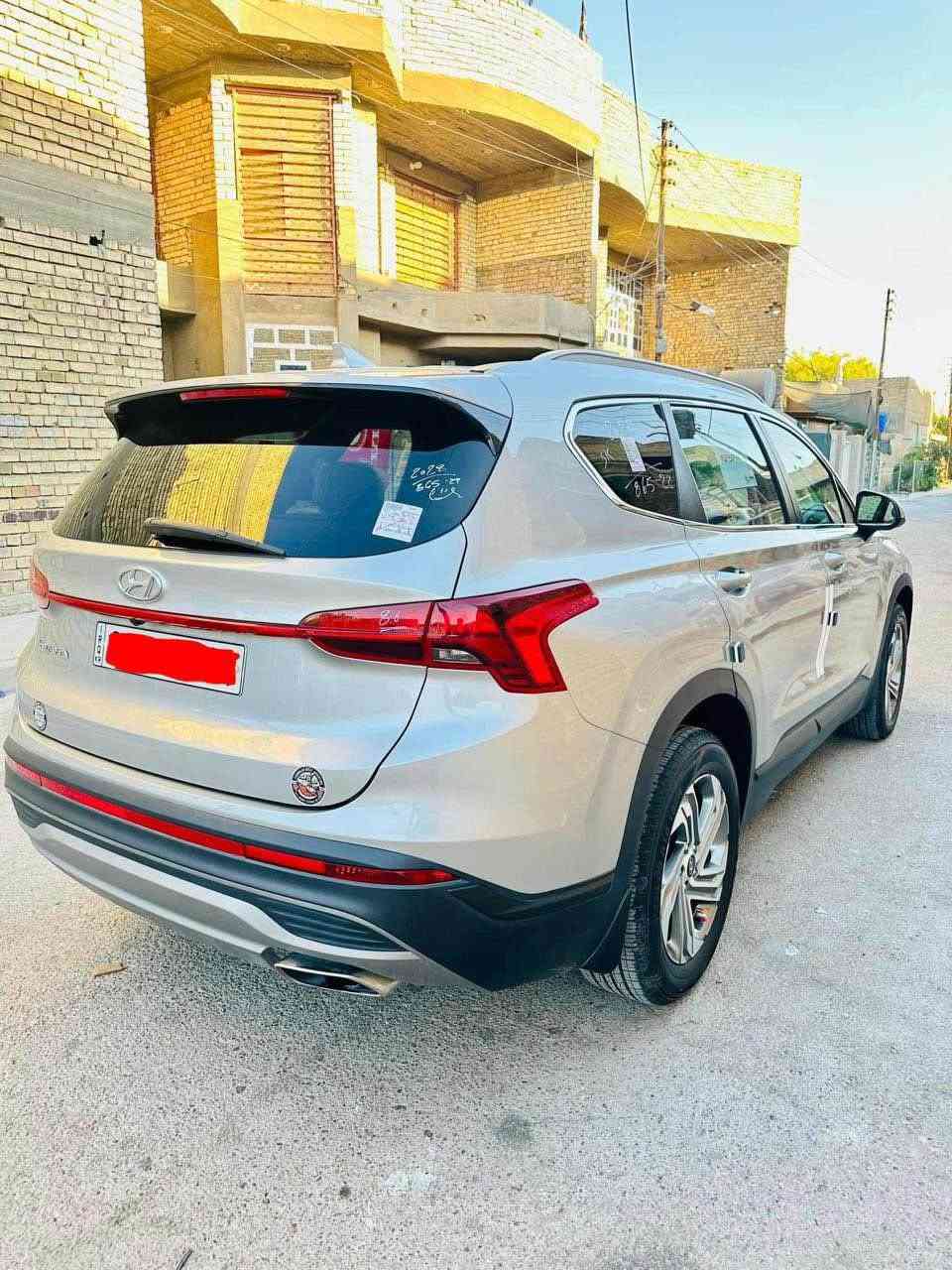 السلام عليكم عندي سنتافيا 2023 للبيع وارد امريكي حادث بسيط بدون اي دواخل بيها جاملغ وبابين صبغ صور الحادث مرفقة بالمنشور سيارة جديدة ماشية 50 الف كيلو تريد تحويل تريد وكالة مواصفات 
1-بصمة 
2-كشن كهرباء 
3-شاشة جبيرة تاب 
4-كامرة دوارة 
5-حساسات امامية خلفية 
6-رادار امامي 
7-رادارات جانبية 
8-لايتات زنون 
9-كير دكم 
10-تحديد مسار 
11-اربع وضعيات قيادة 
12-ويل كروم 
13-داخل لونين 
14-تبريد منفصل 
15-تبريد قطعتين 
16-هند بريك بصمة 
17-اوتو هولد 
18-نظام اطفاء ذاتي 
19-تشغيل عن بعد 
20-لدات امامية زنون 
وبعد بيها مواصفات مكان السيارة بغداد الطوبجي  اللاستفسار الاتصال ***********
رايدها 160 وبيها مجال بغداد, العراق
