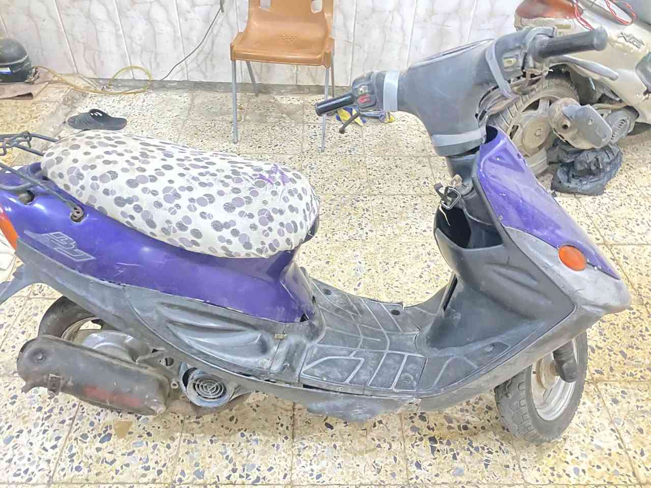 سلام عليكم هاي دراجه سعره 150 قفل شغاله ونكره هندر فقط بيه صوت بستم تواصل ***********
