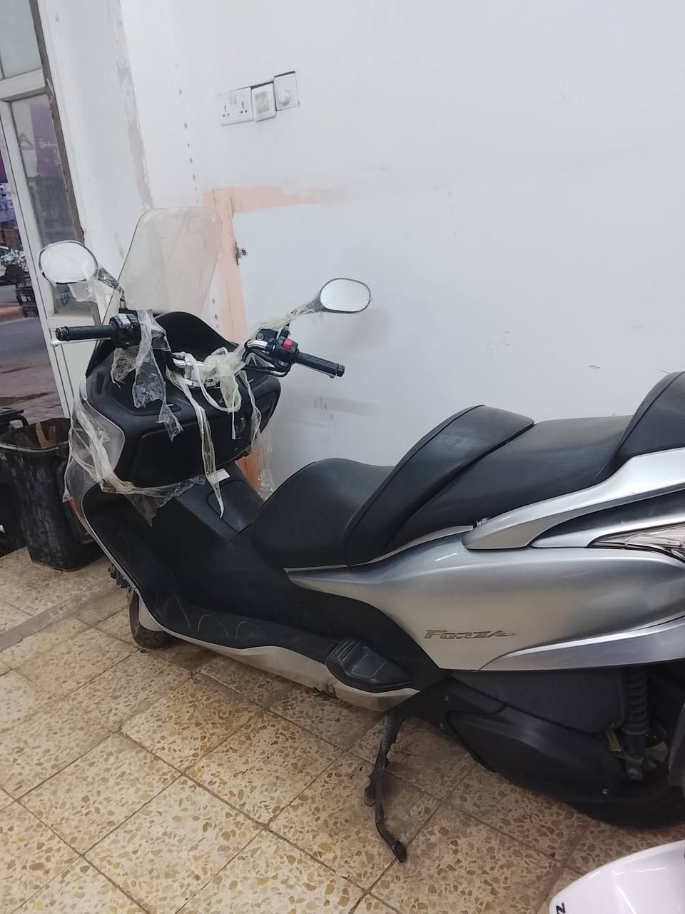 فورزه 08كفاله عامه محرك 250برغي ما مفتوح بيه  لمكان بابل شاوي لشراي تصل وبيك خير ودلل ***********
