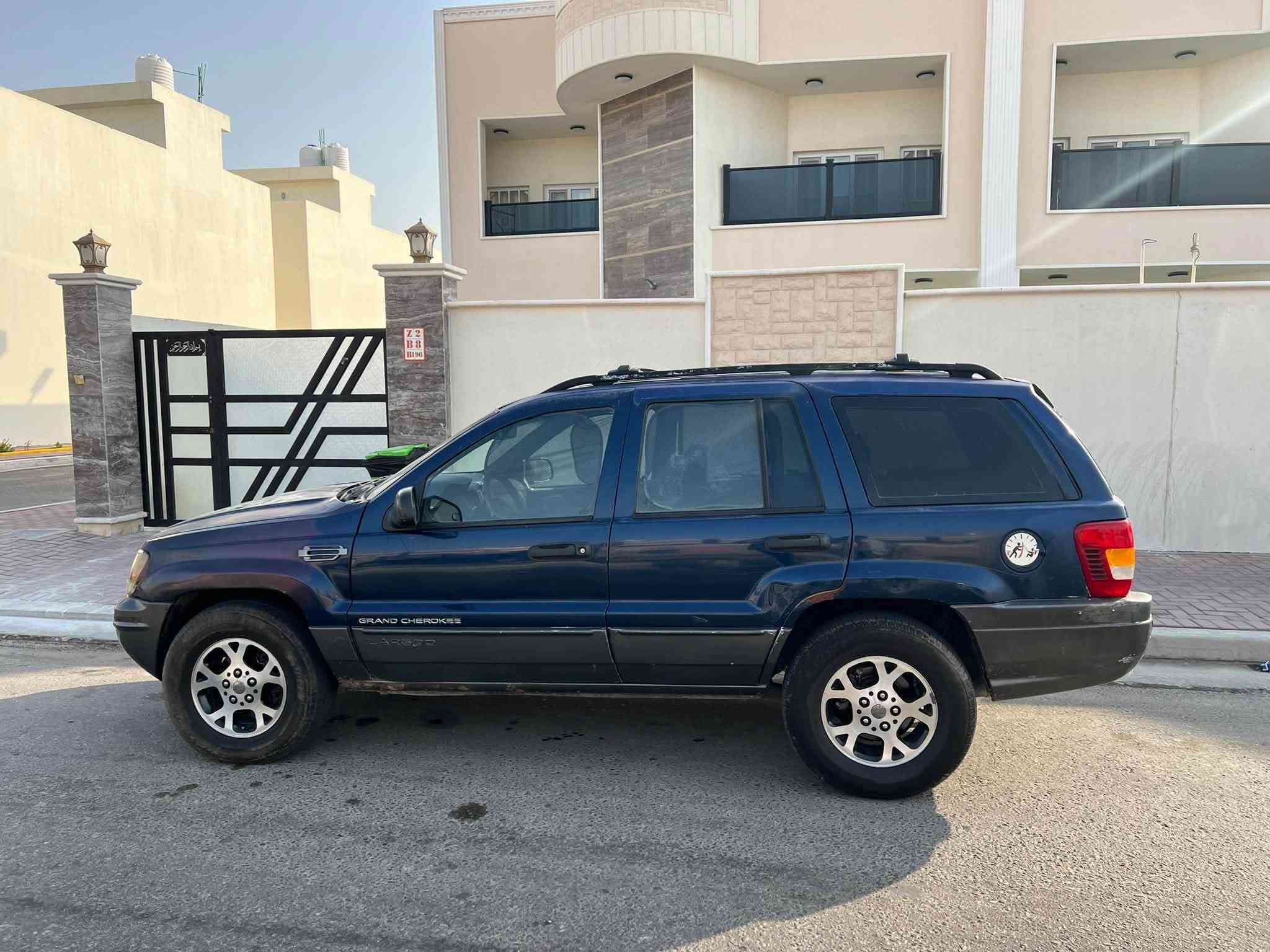 جيب كراند شيروكي
مديل 2000
سنويه باسمي رقم جديد
محرك كير بلاد
***********
سعرها 48
خابرني ونطيك تفاصيل
