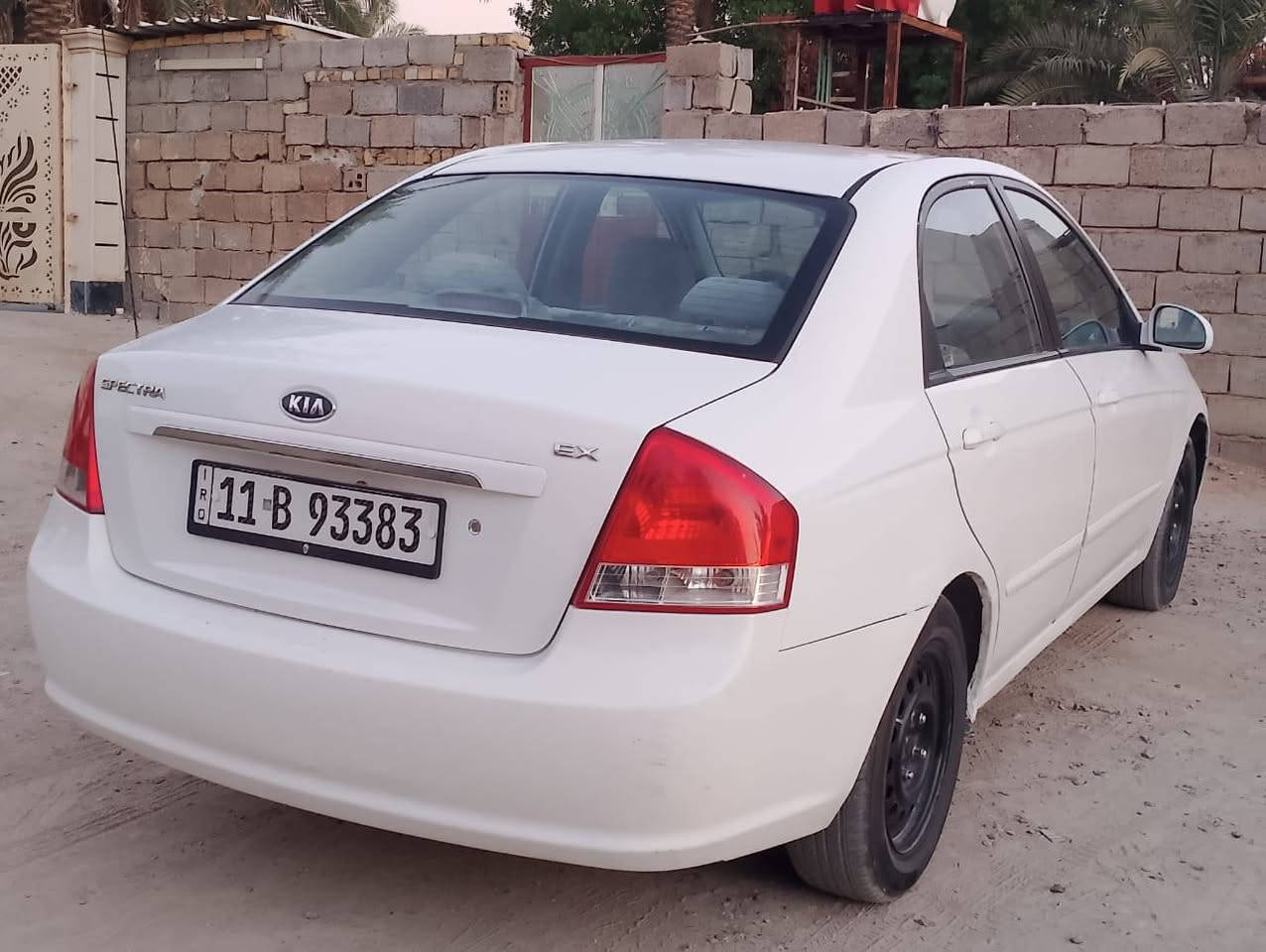 سبكترا 2009 رقم بغداد محرك2000
قطعتين صبغ بدون دواخل
محرك كير تبريد مكفولات
حداديه وتخم تاير جديد 
السيارة جاهزه السعر 84
للاستفسار***********
