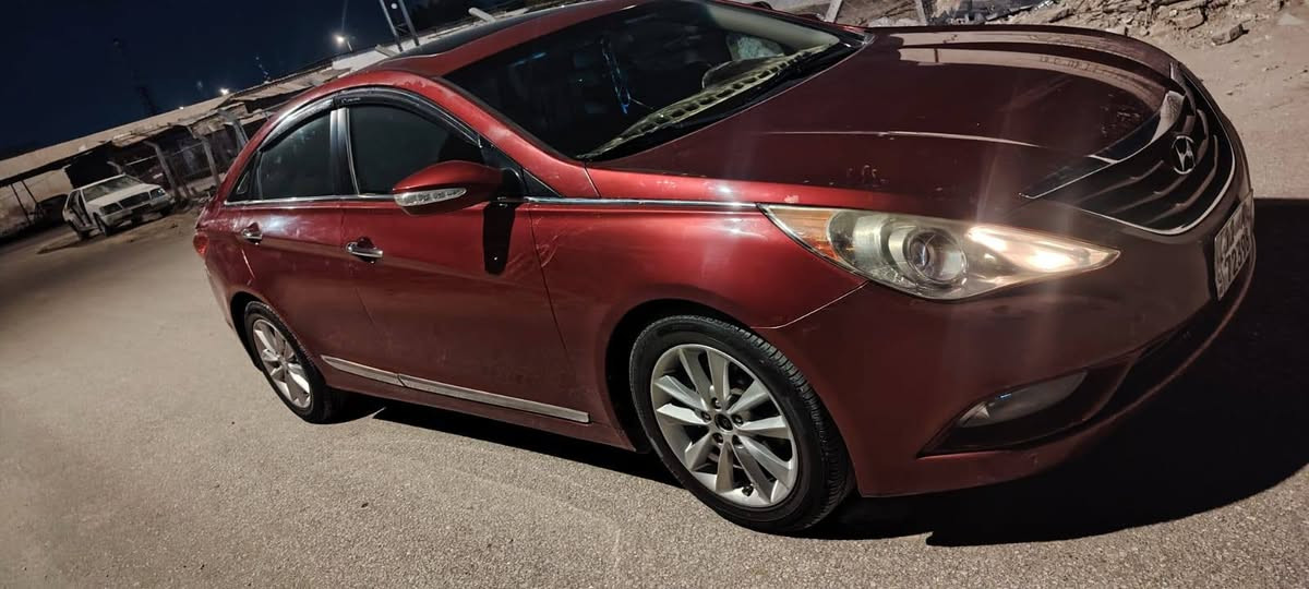 السلام عليكم ورحمة الله وبركاتة 
من رخصة الادمن  

🚘 للبيع سوناتا وارد أمريكي

• الموديل: ١١ سوناتا
• وارد: أمريكي 🇺🇸
• السيارة نظيفة ومرتبة
• محرك وگير بحالة جيدة
• تبريد وتدفئة شغال
• داخلية نظيفة
• جاهزة للفحص والتجربة
• السعر: ٩٥ بيها مجال بسيط 
• المكان: [ بابل الحمزةالغربي ]

📞 للاستفسار والتواصل: [رقم الهاتف]
***********
***********
