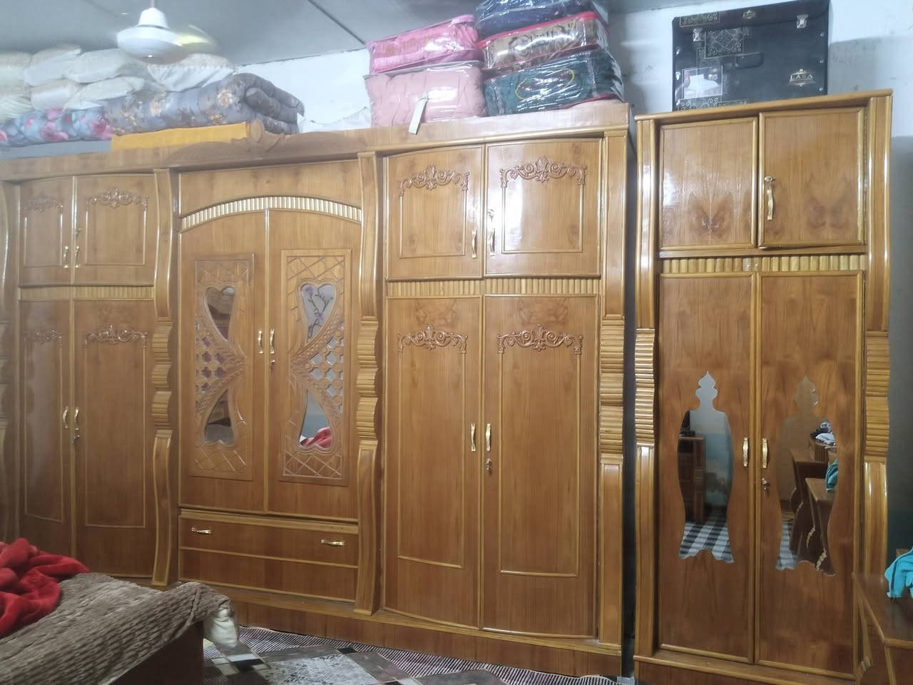 سلام عليكم غرفه للبيع سعر راسل الرقم مكلف بل نشر مكان عماره مغربه ***********

