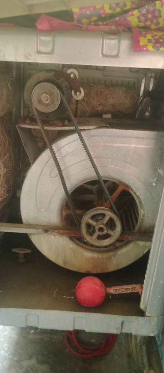 مبرده للبيع السعر 50 قفل مكاني الدوره ***********
