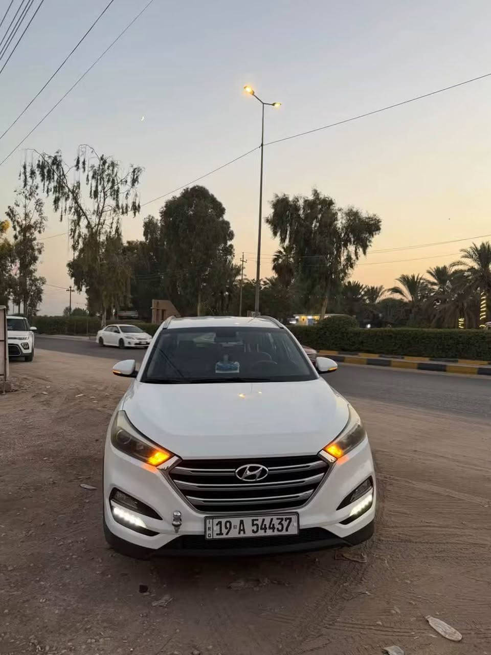 توسان 2018خليجي  مكفوله من الصبغ والتبديل بارد فقط في قبق الجنطه ماشيه 100 محرك كير حداديه تخم تاير كله مكفول رقم كربلاء تحويل مباشر داخل صاج مري شفط محرك 2000 سعره 158 مكان السياره بابل 
***********
***********
