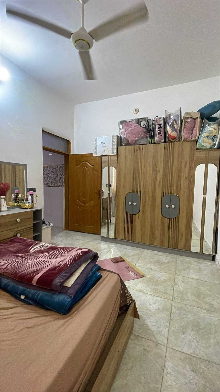 يالله. بيت 100متر طابق واحد مجمع بيتي الثاني حرف Tجديد سند حر وبسعر مناسب  للستفسار ***********
