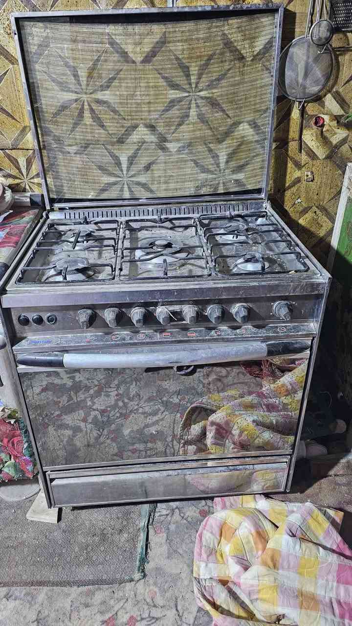 السلام عليكم طباخ جديد للبيع تفاصيل على رقم  ***********
