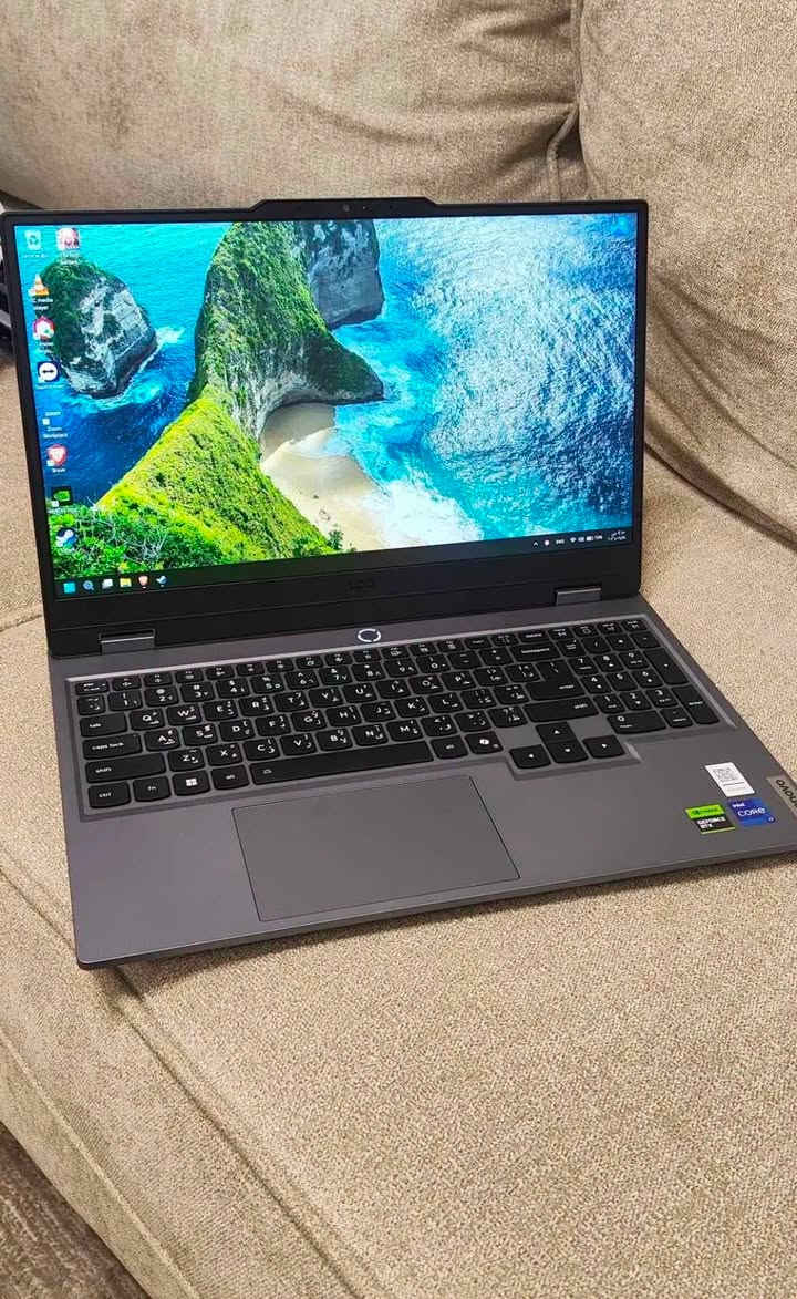 من لينوفو بكرت شاشة 5060 ومعالج i7 من الجيل 13 فئة HX 
Lenovo LOQ 
 المواصفات 
 
المعالج (CPU): Intel Core i7-1365HX (جيل 13 قوي جداً )
كرت الشاشة (GPU): NVIDIA GeForce RTX 5060 (( 100w ))
 الذاكرة العشوائية (RAM): 16GB بسرعه 4800MHz 
 السعة: 512GB SSD M.2 gen 4
 الشاشة: 15.6 بوصة بدقة FHD
 البطارية : صحه 100% 
 نظام التشغيل (OS): Windows 11 Home أصلي
حالة الجهاز: ( اوبن بوكس )
💰 السعر: مليون و 750

📞 للتواصل والاستفسار واتساب فقط: ***********
