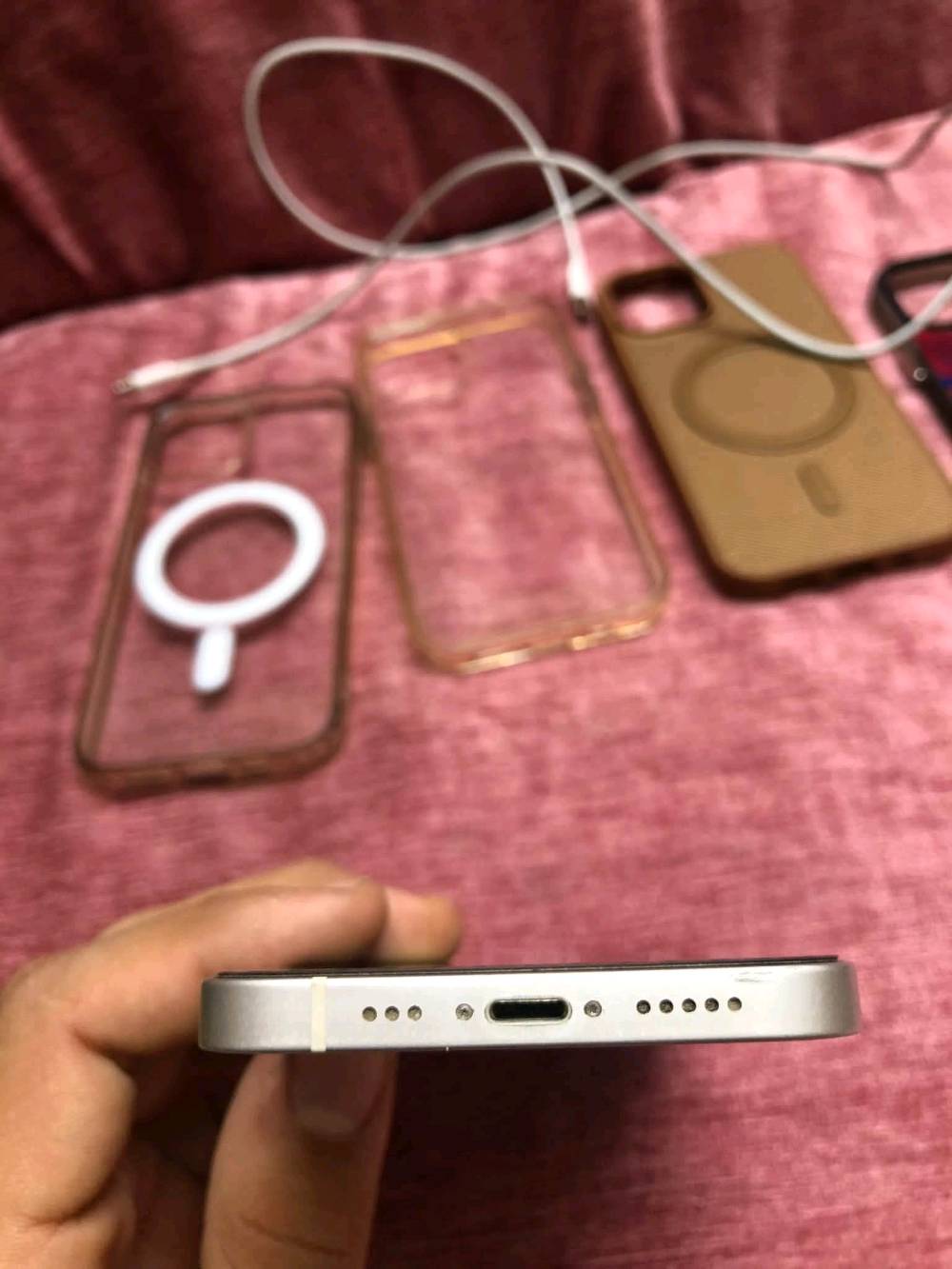 آيفون 12 • ١٢٨ • بطاريه ٧٦