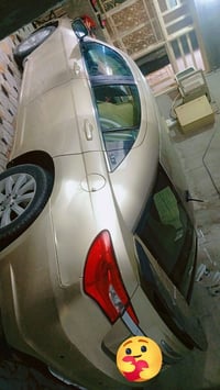 مرسيدس C200 • موديل ٢٠١١ • شرط تحويل