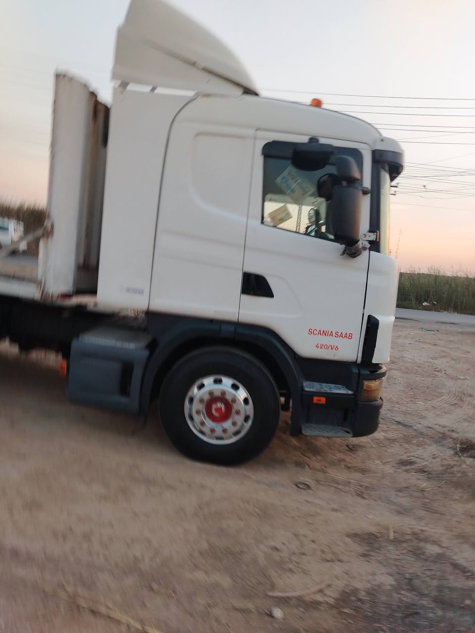 سكانيه • موديل ٢٠٠٠ • مربوطه راس وعربانه