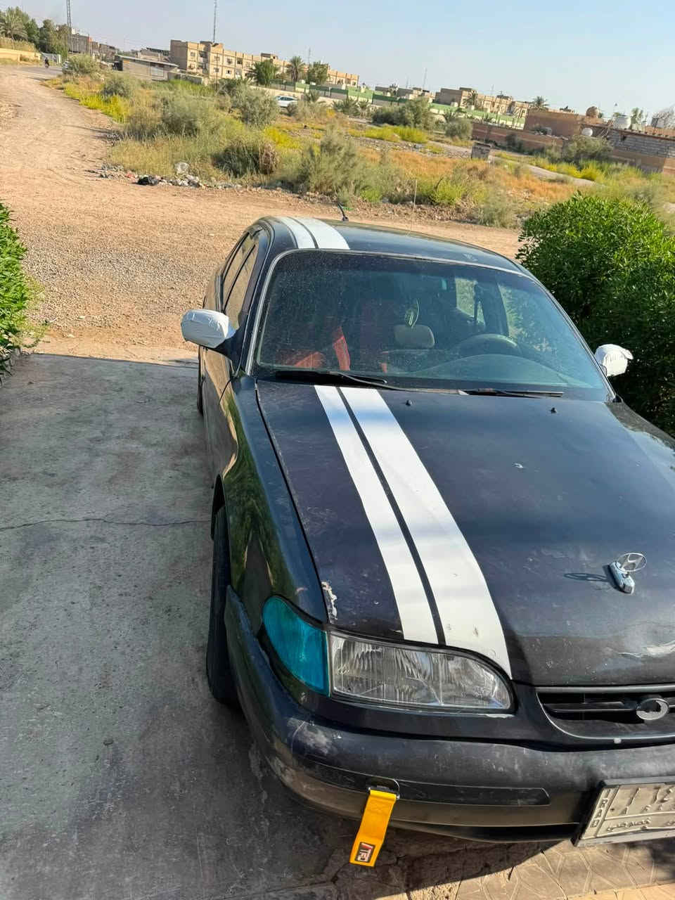 سلام عليكم سوناتا تو موديل ١٩٩٤ 
مكينه ٢٠٠٠ 
تبريد ويه لسويج ثلج منضومه كامله شاد 
غرفه جديده من بطاين وارضيه ودشبول جديد وسستم سماعات 
تخم تاير جديد 
باتري جديد هيه ولداينمو 
سياره خير من الله نقصها صدر امامي واكع 
وسنويه ساقطه نهاي شهر سادس يعني صار شهرين 
وصاحبها يدور تحويل 
سعر ٣٧وبيها مجال 

***********
واتساب ***********
