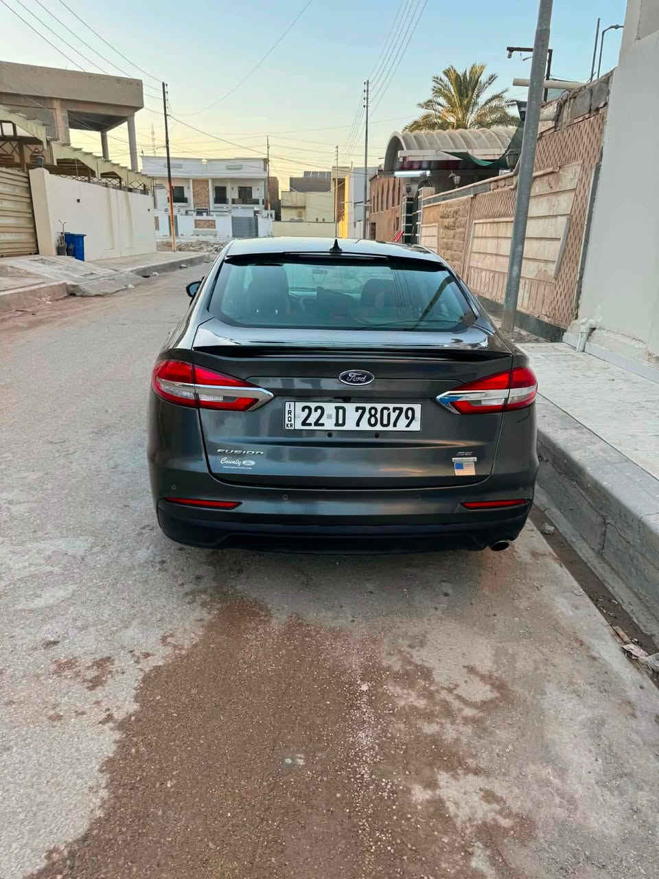 السلام عليكم
*فورد فيوجن 2020 
*1.5 تيربو فئة se
السيارة ماشية حالياً ٧٦ ميل 
لايتات زينون عالي ناصي 
‏•LED نهاري
•رادار امامي 
•محافظة على المسار 
•نقطة عمياء متفاعلة
•رادار جانبي 
•مثبت سرعة تفاعلي
•كود باب + كود صندوك 
•حساسات خلفية
•رادارات خلفية
•كامرة خلفية دوارة
•ويل حجم 17
•حساس اطارات
•فول تحكم ستيرن
•كرسي السائق كهرباء
•تبريد قطعتين امامي + خلفي
•تبريد مناخين  
•كير ماوس
•كير 6 نمر 
•دبل ثكيل L
•هاندبريك بصمة
•اوتو لايت 
•شاشة كبيرة سوني حجم 8 انج(sync 3)
•ابل كار بلي + اندرويد اوتو 
•بوصلة
•نظام الملاحة GPS
•سماعات عدد 8 
•مايك داخلي عدد 5
•مرايا تعتيم ذاتي 
•اواكس + USB 
*داش كام 
وبعد هواي موصافات 

* ضرر جاملغ خلفي صبغ فقط 
السعر 120وبي مجال 
المكان بابل
للاستفسار الاتصال على الرقم 
***********
