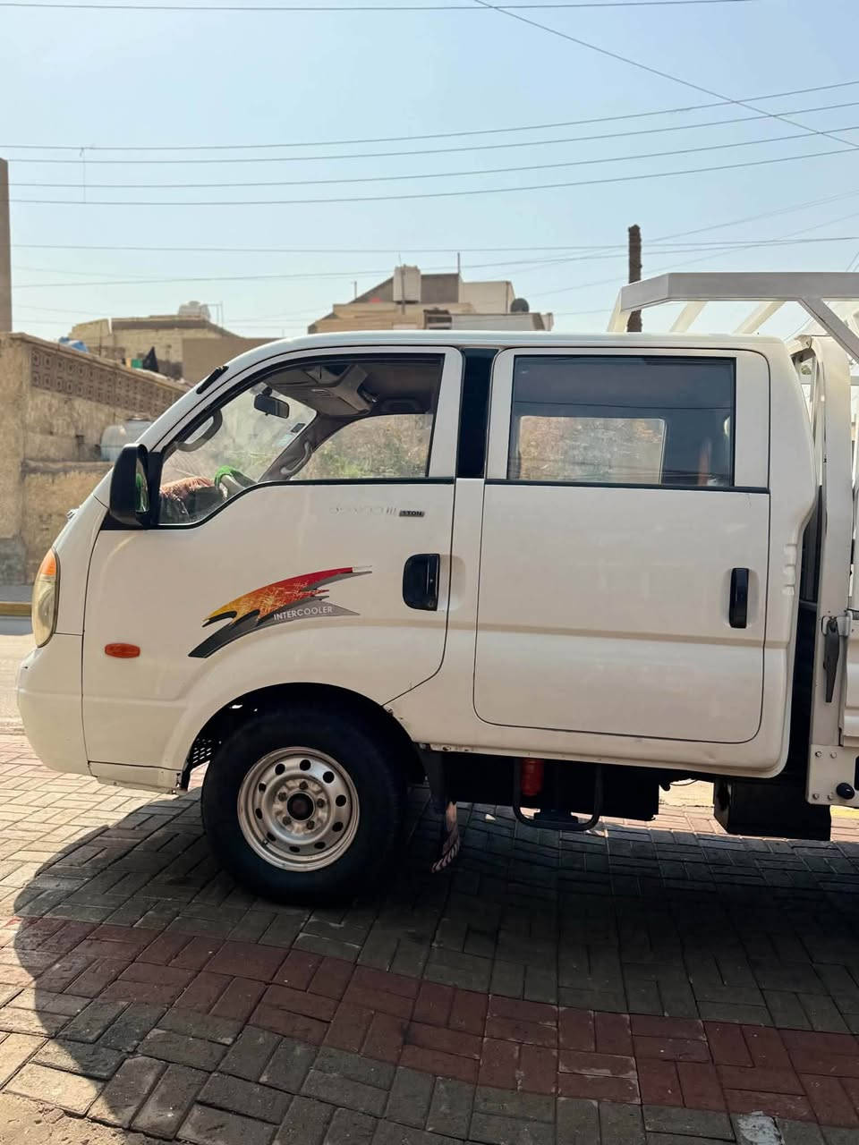 سلام عليكم كيه بنكو دبل قماره محرك 3000مفتوح سياره نظيفه خير من الله بس البدي مرشوش لغرض الجماليه رقم أنبار إنكليزي العنوان بغداد الدوره المهديه الثانيه ***********
