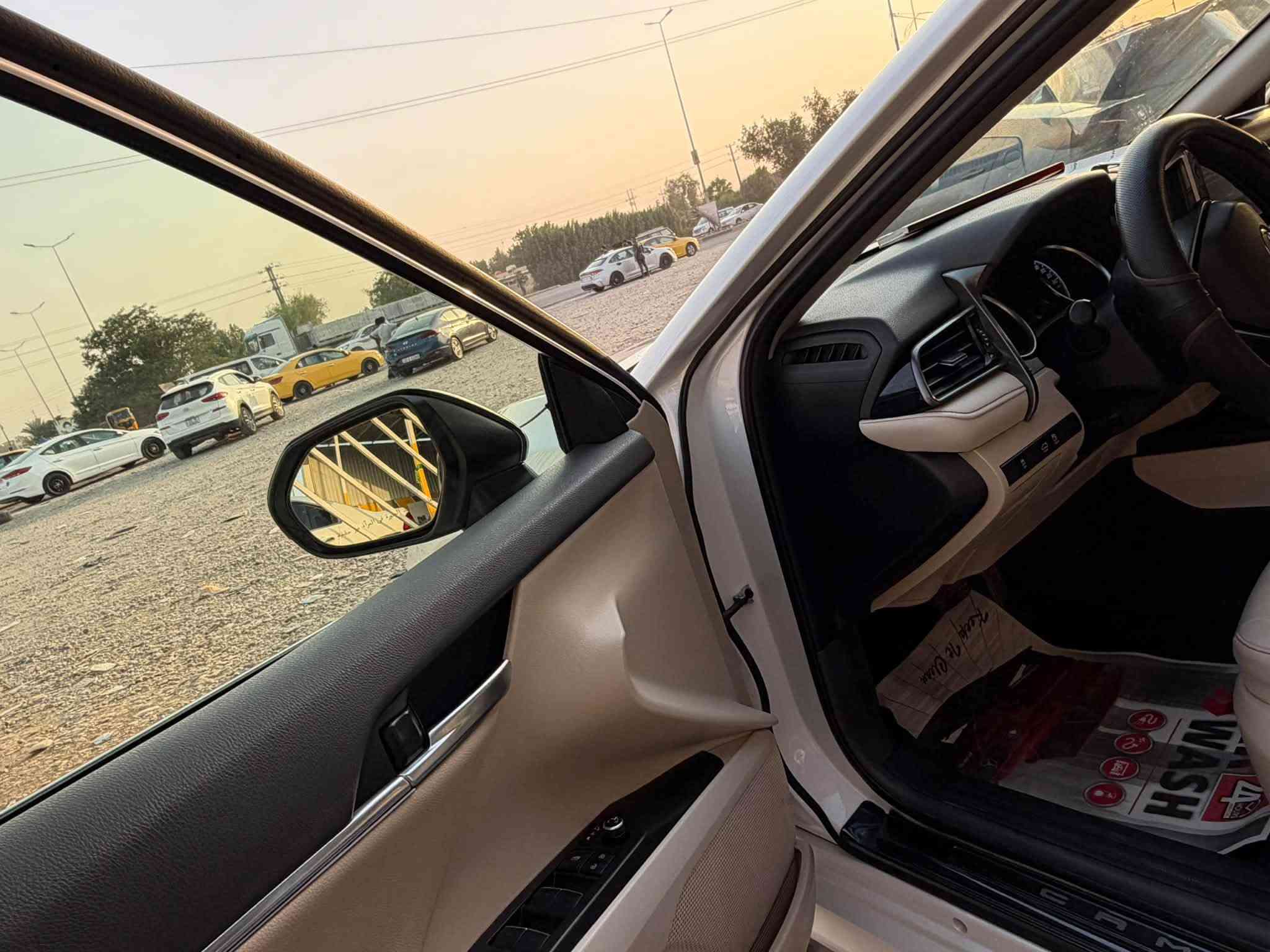 تيوتا كامري
2024 
مكفوله 
فول واحد. ع واحد
***********
*********** 
واسط العزيزيه

