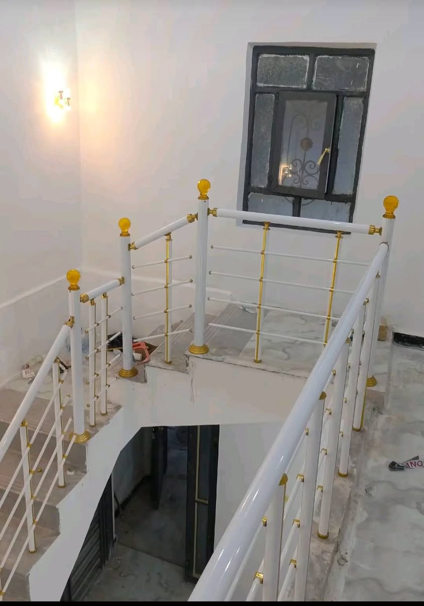 الهم صل على محمد وال محمد
معمل ومعرض /ابو فهد الزهيري 
يقدم لكم 🌹🏤🏠🏘️جزء من اعمالنا
كاونترات +المنيوم * hdf
شبابيك سلايت🪟 المنيوم 
شبابيك Pvc🚪
ونظام المطابخ الحديثه التركيه وبسعر الجمله 
غير ديكور مطبخك ويانه وكل هذا باسعار تنافسيه في السوق
وكذلك تكدر تدفع نص المبلغ والنص الثاني بالقسط ومن دون تحميل💵 🏘️🏠🏠🏤🏤
معمل الزهيري 🔨🪛🛠️🏤🏘️🏠
عنوان/كربلاء/العطيشي /قرب حي الصناعي /امام محلات العجلان / مجاور كماليات حردان علاوي الزهيري 
للرقم والاستفسار /***********🩵
والرقم الثاني /
/***********🤍
