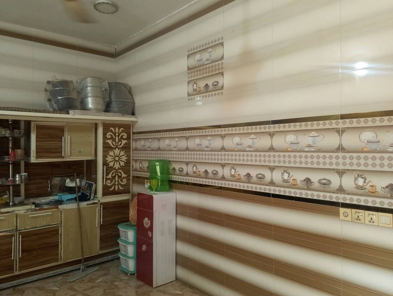 الديوانية الشافعية • ٤٠٠م • ٣ غرف