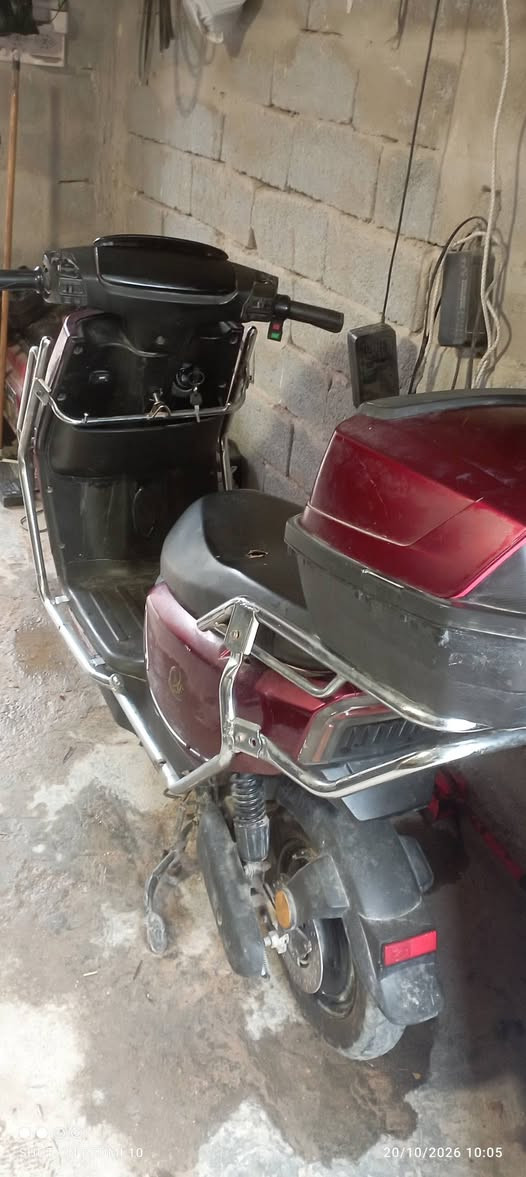 ٦ بطاريات • شحن للبيع • جاهزة على الفحص