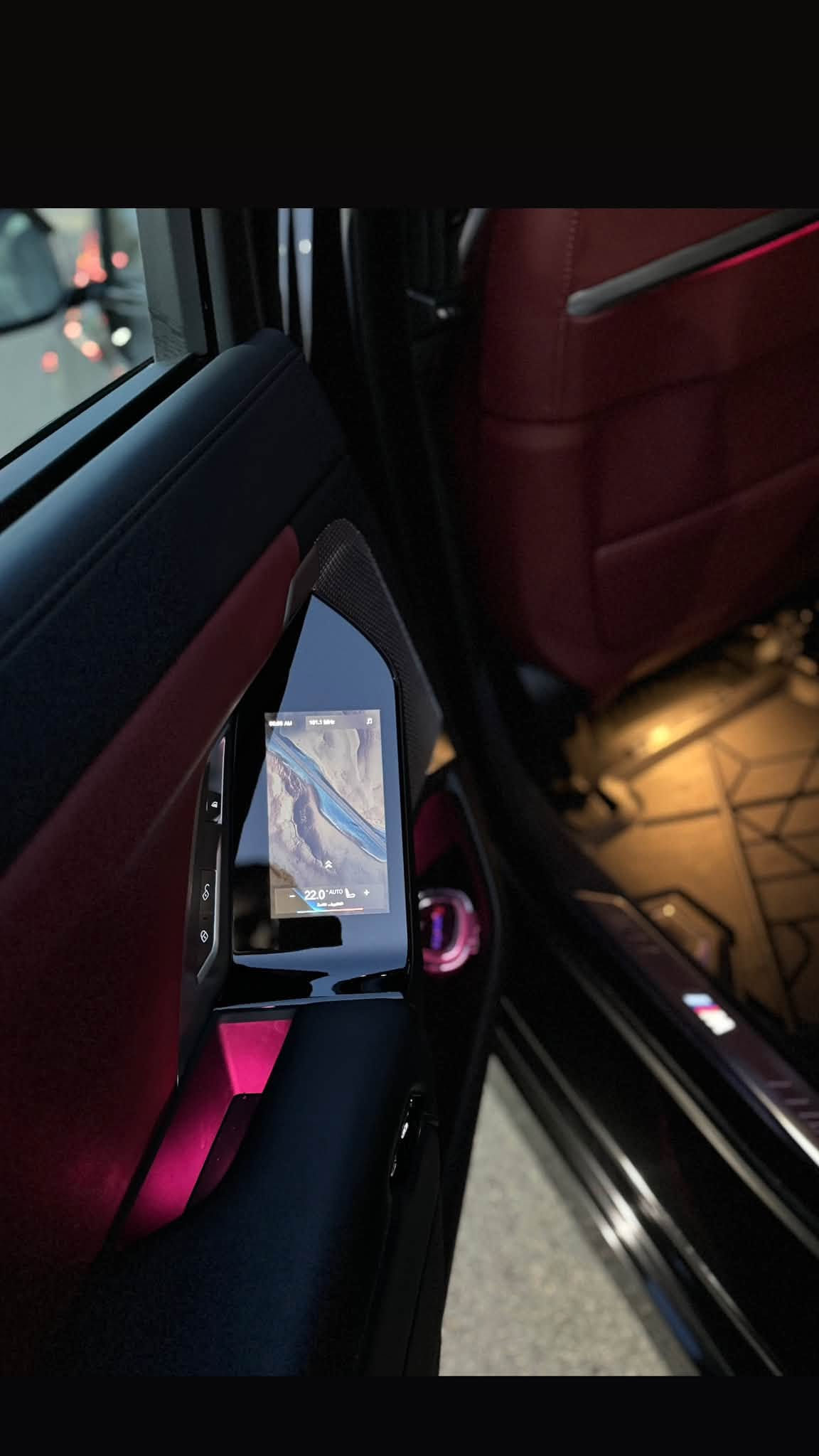 للبيع او المراوس BMW 2024 760 كلين 
حجم 760 امريكي كلين تايتل كفاله عامه 
ماشيه 13mi مغلفه PPF فول سقف روز 
رقم بغداد موقعها بغداد .... 🍂✨ 

المواصفات فول 1/1 
سقف روز رايز 
تاير خلفي يفتر 
داتا شو + كامرا دشبول 
عدد كامرات 5 
مقاعد جلد احمر واسود 
كراسي كهرباء وتدفئه تبريد 
بيبان شفط 
بيبان خلفيه شاشات 
جنطه شفط كهرباء 
تشغيل عن بعد 
اضائه داخليه مع السقف 64 لون 
خزن ميموري تحكمات لمس 
شفتات ستيرن ودخول ذكي وترحيب
رادارات + نقطه توقف ذاتي 
شاحن هاتف لاسلكي الى اخر 
-----------------------------------------
الجناي نقد او مراوس يتوصل ويايه موقع بغداد 
الهاتف : ***********
