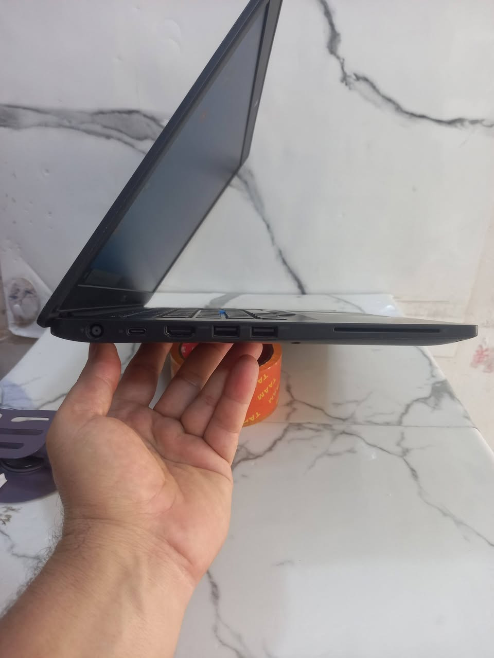 لابتوب دل dell 7480
الجيل السابع . 
المعالج كور اي 5 الجيل 7
الهارد    256 ssd 
الرام 8.  ddr4 
كارت الشاشة  4  شير 
حجم الشاشة  14 
الشاحنة اصلية 
يحتوي على منفذ تايب سي للشحن او نقل البيانات
نظام التشغيل ويندوز 10 عربي انكليزي 
الملحقات شاحنة وجنطة 
السعر  215
***********
***********
يوجد توصيل

متوفر 
تتوفر مجموعة لابتوبات بأسعار مناسبة ومواصفات

نص مكتوب في الصور:
- Task Manager
- File Options View
- Processes Performance App history Startup Users Details Services
- CPU
- 3% 0.91 GHz
- Memory
- 2.4/7.6 GB (32%)
- Disk 0 (C: D:)
- SSD
- 2%
- Wi-Fi
- S: 0.2 R: 21.2 Mbps
- % Utilization
- Intel(R) Core(TM) i5-7200U CPU @ 2.50GHz
- 100%
- 60 seconds
- Utilization
- 3%
- Speed
- 0.91 GHz
- Base speed:
- Sockets:
- Cores:
- 2.71 GHz
- 1
- 2
- Processes
- 149
- Threads
- 1950
- Handles
- 62767
- Logical processors:
- Virtualization:
- 4
- Enabled
- L1 cache:
- 128 KB
- Up time
- L2 cache:
- 512 KB
- 0:13:49:56
- L3 cache:
- 3.0 MB
- Fewer details
- Open Resource Monitor
- Type here to search
- DELL
- Task Manager File Options View Processes Performance App history Startup Users Details Services CPU 37% 1.74 GHz Memory 2.4/7.6 GB (32%) Disk 0 (C: D:) SSD 1% Wi-Fi Wi-Fi S: 0.1 R: 16.9 Mbps Memory Memory usage 8.0 GB 7.6 GB 60 seconds 0 Memory composition In use (Compressed) 2.3 GB (11.9 MB) Available 5.2 GB Speed: Slots used: Form factor: 2133 MHz 1 of 2 SODIMM Committed 2.2/9.5 GB Cached 1023 MB Hardware reserved: 382 MB Paged pool 161 MB Non-paged pool 116 MB Fewer details Open Resource Monitor Type here to search