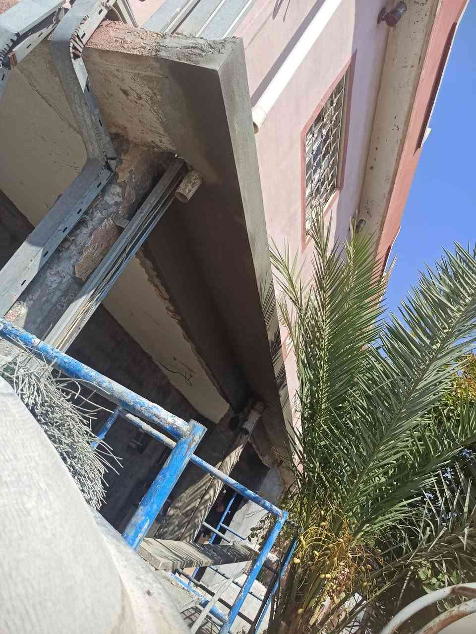 سلام عليكم ورحمه الله وبركاته 
اللهم صلى على محمد وآل محمد 
كادر لباخين شغل مرتب وحلو 
طعبن شغل بين واضح في صوره 
الجو منا وهيج حلو ماشاء الله 
والسعر مناسب لطيبين 
أي ستفسار على هذا رقم 
*********** اخوكم اصطه
اي تكين كمال وتحياتي للجميع 🌹 
نشتغل جميع نواحي سليمان بيك 
خاص دارلي ينكجه كل حياكم الله وأهلا وسهلاً
