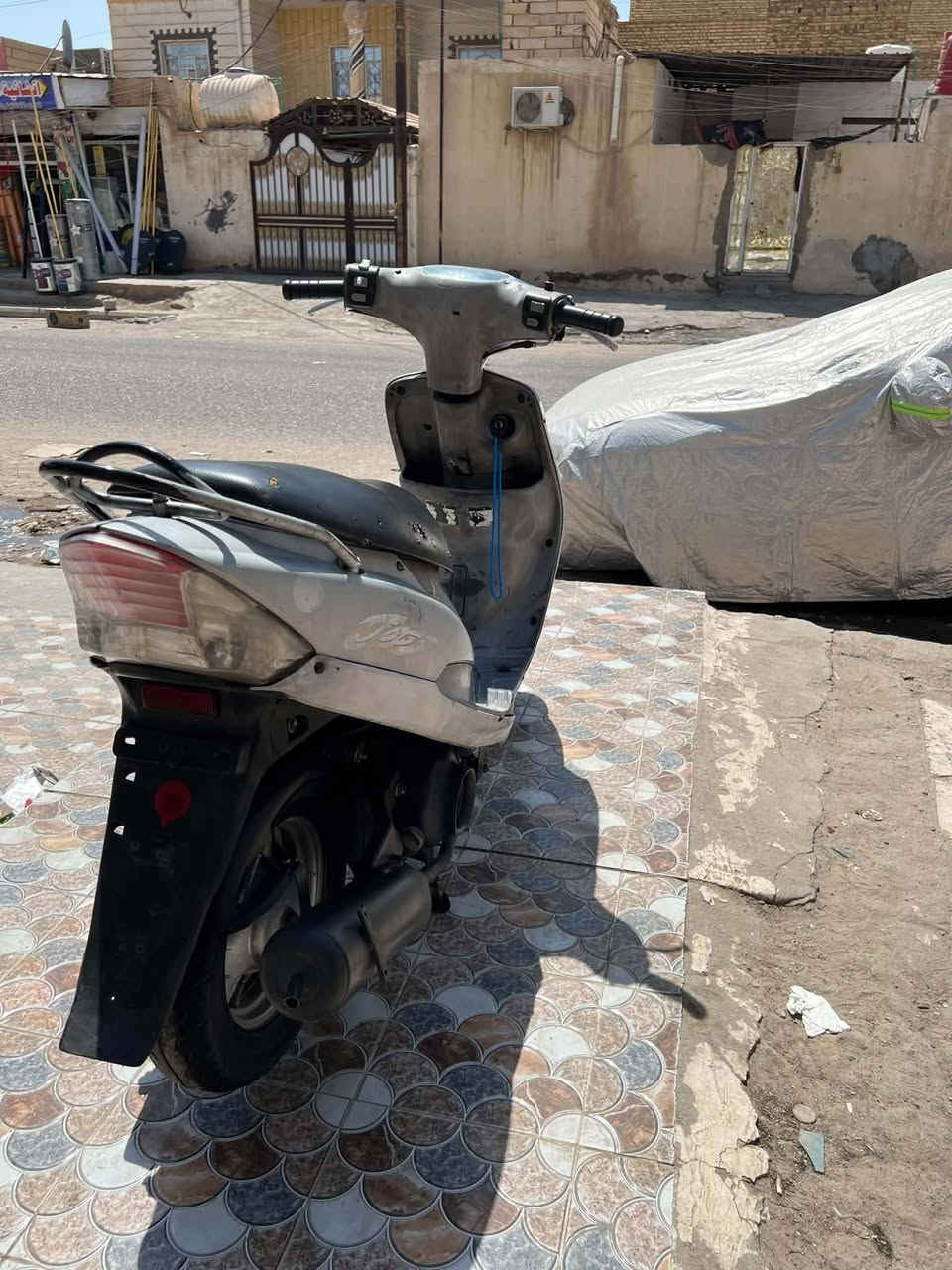 سلام عليكم ماكس منغولي نكره سلف هندر سكنات كلوبات عالي ناصي بك لايت دبلات امامي خلفي كفر اصلي مكينه مفتوحه ولفات فقط نهضه ومعدل ونعومه شرط فول كله شغال مابيها اي نقص.  سعر 500 مكاني ناصريه مركز ***********
