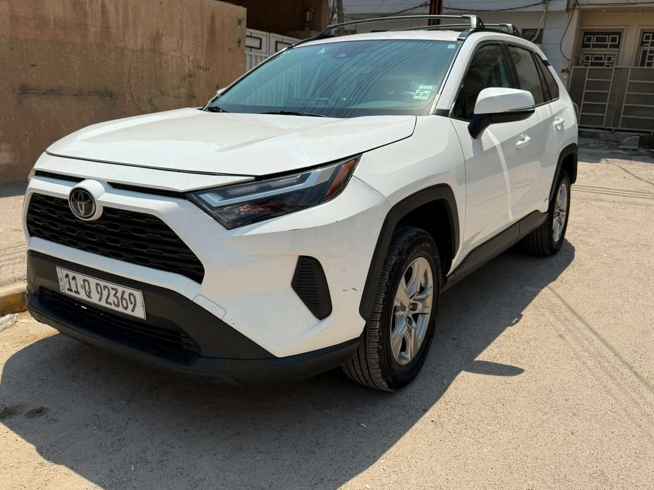 السلام عليكم 
🔹 الموديل: 2023 XLE
🔹 التسجيل: بغداد
ماشيه 82000ألف كيلو 
✅ محرك بانزين 2500
✅ بصمة 
✅ تبريد قطعتين  
👍مرايا اشارة
✅ رادار أمامي وخلفي 
✅ مانع تصادم 
✅ تحديد مسار 
✅ مانع تزحلق 
✅ فور ويل 
✅ بك لايت + إشارة أمامية LED 
✅ مانع انحدار 
✅ 3 أوضاع قيادة (نورمال - ايكو - سبورت)
✅ مثبت سرعة (أكروز)  cruise_controller
✅ أوتو هولد 
✅ وايل كب 
✅ تحكمات ستيرن جهتين 
👍ارباكاة سليمة
‏✅ ABS ⚙️
✅ سياقة ذاتية  
✅ 4 دسك  
كير 
محرك
كهربائيات كل بشرط
السعر 22400$ وبيها مجال 
اتصل علي واتس اب
***********
