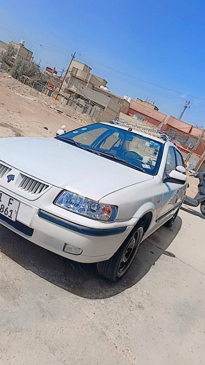 سمند خصوصي موديل ١٢بسمي رقم انكليزي تبريد ثلج كهربائيات كله شغاله السياره مابيه نقص ابره كفاله ماعدا اربع بيبان مرشوشات ول باقي كفاله كير مكينه كله خير من الله الكاعيه جلد السياره امانت الله حلوه خير من الله اخي هاي تفاصيله رقم*********** سعره 50 ورقه
