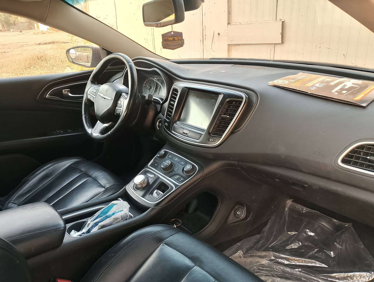 بيع مستعجل سي 200 موديل 2016 محرك 2400 تنفس طبيعي مبدل بيها بابين نفس اللون بدون دواخل السونار مرفق مع الصور السعر 100
وبيها مجال للطيبين سياره جديده بمعنى الكلمه احلى من الصور الشراي يتصل ‏‪***********‬‏ مكان السياره بغداد
