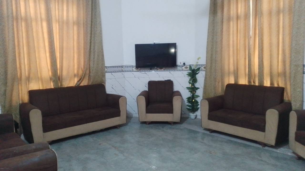 تخم ونص • كنبة • بغداد