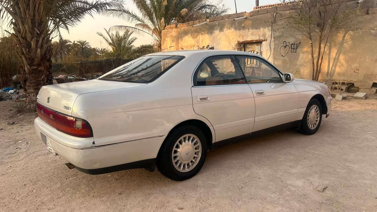 السلام عليكم
بطه للبيع مديل 92 سياره حلوه كير مكينه كفاله رقم بصره 
حداده 50‎%‎100 السياره حلوه مال جناي مكان السياره بصره رقم الهاتف ***********
