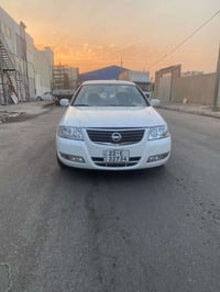 نيسان صني • ٢٠١١ • بدون أوراق