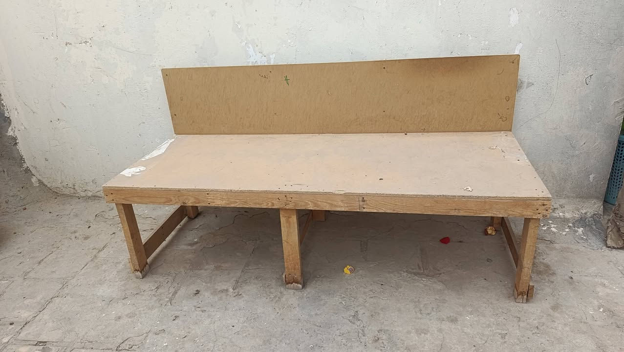 جربايه • طاولة • ديكور