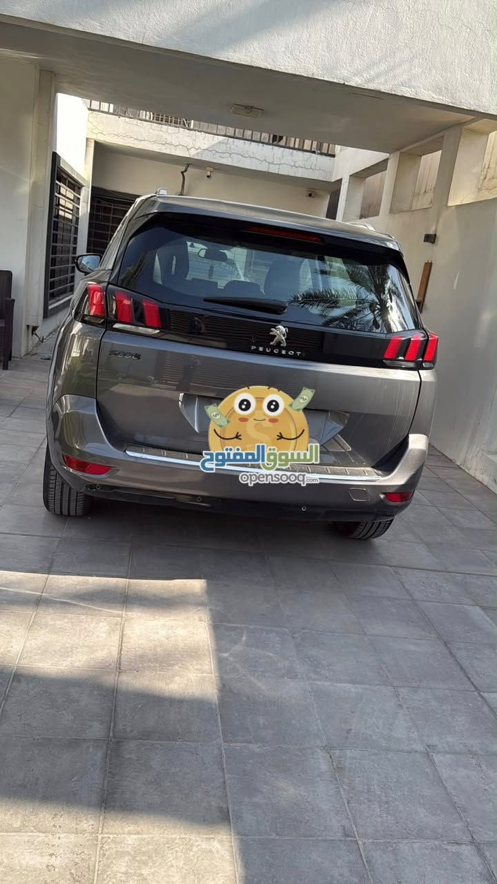 للبيع يجو فرنسي ٥٠٠٨ موديل ٢٠١٩ ماشية ٦٢ الف 
المحرك بانزين ١٦٠٠ تيربو 4 سلندر
القوة: 165 حصان
العزم: 240 نيوتن
القير: أوتوماتيك 6 سرعات (آيسن ياباني)
الدفع: أمامي
7 مقاعد
شاشة لمس وسطية
عدادات i-Cockpit ديجيتال
بلوتوث + USB
تحكم بالصوت من الستيرن
مثبت سرعة
حساسات خلفية
مكيف قطعتين أوتوماتيك
فرامل يد كهربائية
تخم تايرات ميشلن فرنسي
خالية من العيوب والحوادث
السيارة استيراد خاص، رقمها أربيل بيها انجح أنواع المحركات وتستخدمة اكثر من شركة عالمية.

صناعة المحرك شراكة بين بيجو وBMW، وستروين وميني كوبر وأوبل، ويُعتبر من أقل المحركات أعطال، وجميع قطع غيار المحرك متوفرة.

مكان السيارة: بغداد – العامرية

***********
