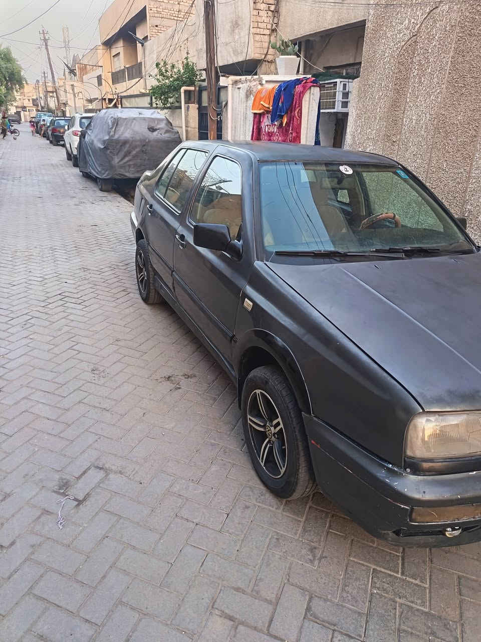 السلام عليكم
كولف  فنتو 1993محرك 2000  محرك  تبريد شغال تخم تاير جوه  رقم  بغداد تحويل مباشرة  كهربائيات وضع شركه كلشي    السعر ٢٨وبيها مجال 
مكان السياره بغداد الزعفرانيه***********
