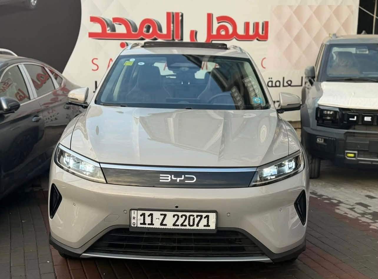 BYD  Sealaion 5

موديل 2025
لون إسمنتي 
ماشية 10000 km
ثلاث أنظمة (كهرباء - هايبرد - بانزين )
لد الوان داخلية بالدشبول اكثر من 700 لون 
التسارع من 0 إلى 100 كم / خلال 7 ثواني 
مقعد السائق كهرباء 
بانوراما 
اربعة أنظمة قيادة   ( ايكو - نورمل  - سبورت - وضع الثلج  snow field mode )

قيادة ذاتية 
مثبت سرعة 
13 كامرا محيطية 
حساسات امامية وخلفية وجانبية 360 درجة 
الكراسي رياضية 
كشن  جلد 
ويل كبير 
اوتو بارك 
شاشة كبيرة ومعربة 

مدى البطارية 100 km 

سماعات عدد 10

السعر ٢٧ مليون

مكان السيارة بغداد 

***********
