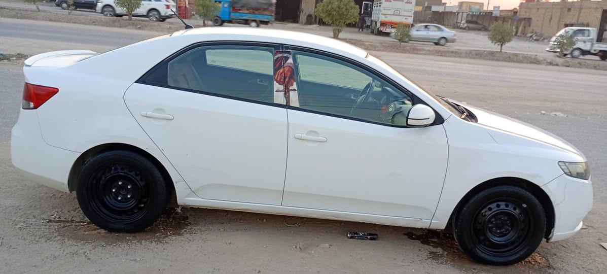 السلام عليكم سيراتو 12 رقم اربيل الجديد شرط المداور نضافة 95 % مكينة كير جديد كشر كفالة فقط رصعات خفيفة والسونار يمك  من الدوام للبيت مكاني بابل القاسم ***********  شوف الفيديو واتصل السعر 102 وبيها مجال
