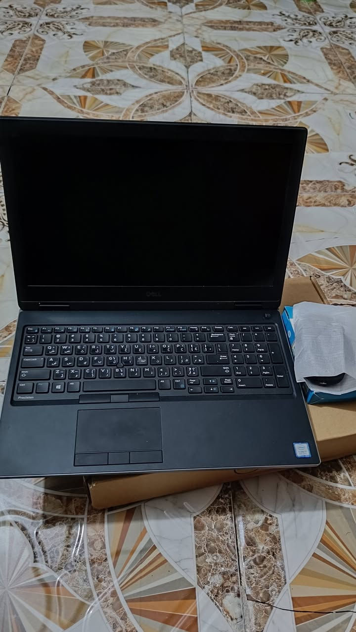 سلام عليكم لابتوب جديد استعمال كلش قليل DELL precision 15 7530 i7-8750H  16GB  512GB SSD 15.6in FHD NVIDIA Quadro p2000 رقم الهاتف *********** السعر 550
