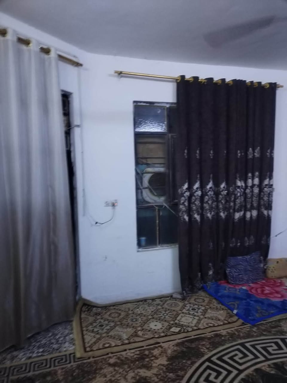 شارع الجواهري • ١٠٠م • ٣ غرف