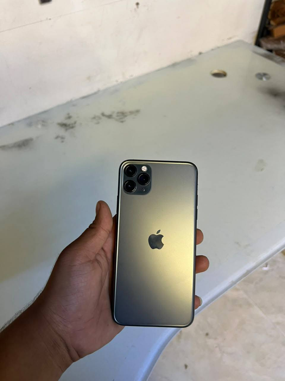١١برو ماكس ٢٥٦ بطاريه ٧٣ كله بلادي ممفتوح بس الفيس ايدي واكف للبيع
***********
