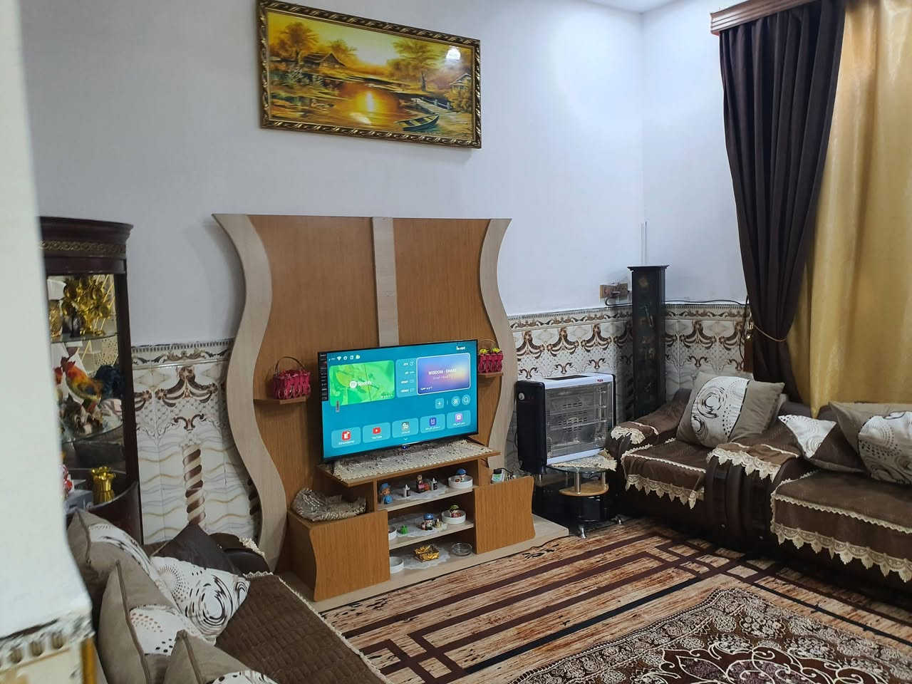 بيت للبيع بالعرضات
مساحة ٢٠٠ متر طابق واحد كونكريت بناء ٢٠٢١ 
السعر ب 185 وبي مجال 
***********

