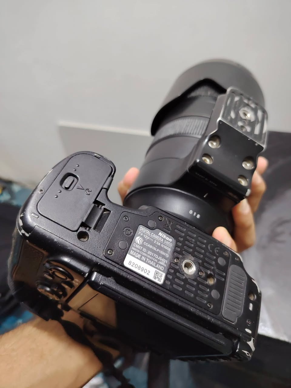 📸 للبيع كاميرا نيكون Nikon D850 فول فريم احترافية
مستعجل على البيع وبـ سعر مناسب للشاري 🔥

✅ الكاميرا نظيفة جداً وشغالة بدون أي مشكلة
✅ تصوير صور وفيديو بجودة احترافية وكلش حلوة
✅ الشاري يتفضل خاص او اتصل
✅ الشتر: فوك 100 ألف
ابيع بدون شتر

📦 تجي وياها:
• كارتونة
• شاحنه
• بطارية
• حزام كتف

📍 المكان: بغداد – بسماية
🚗 التوصيل موجود

💰 السعر على الخاص
📩 الشراي الجاد يتفضل خاص، وما يتعب نفسه بالسؤال إذا مو جاد.

📱 واتساب: ***********
