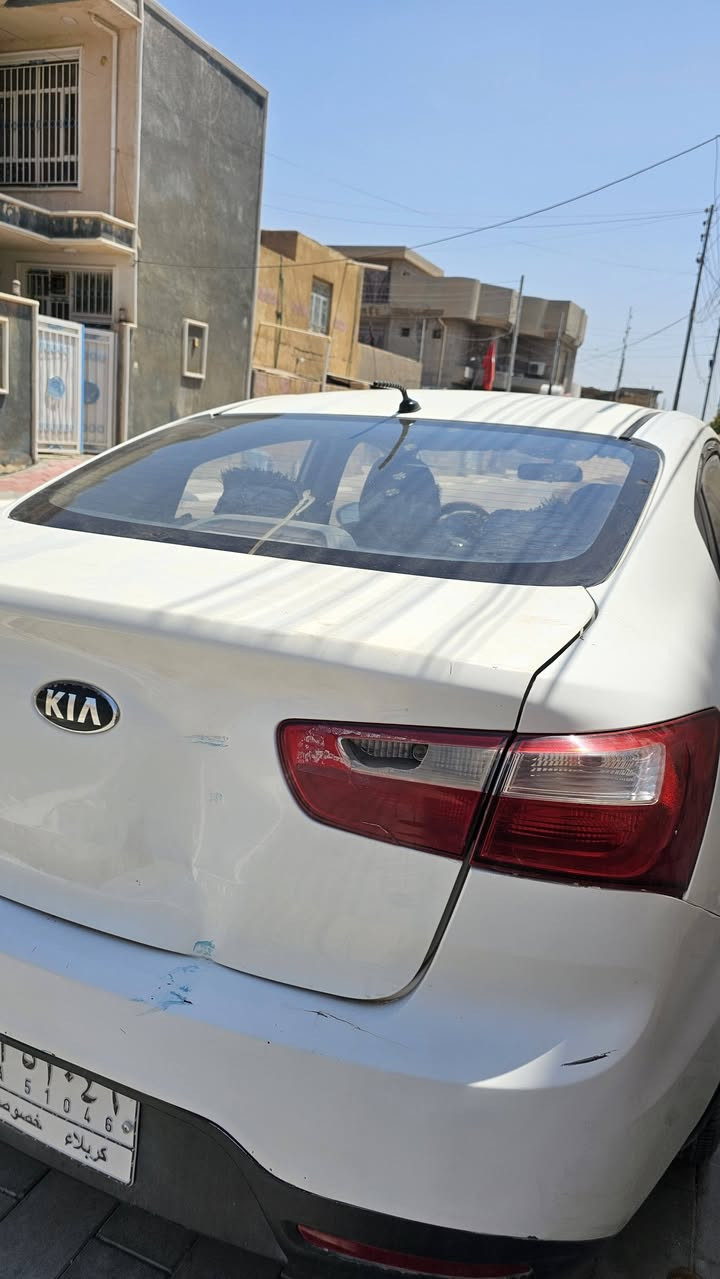 للبيع ريو خليجي محرك 1400 رقم كربلاء تحويل ثاني يوم بإسمي كير ومحرك خير من الله ماشية 88 حقيقي  تبريد ثلج مابيه حادث قوي بس بيه هذني الضربات البسيطة كم شخط بيه مكان السيارة كربلاء طويريج *********** متواجد فقط واتساب ...اعتذر منكم اذا مافتحت خط السعر 75 وبيه مجال ... تجيني تفحص سونار تطلع تراي شتسوي الي يعجبك اهم شي تكون راضي ...
