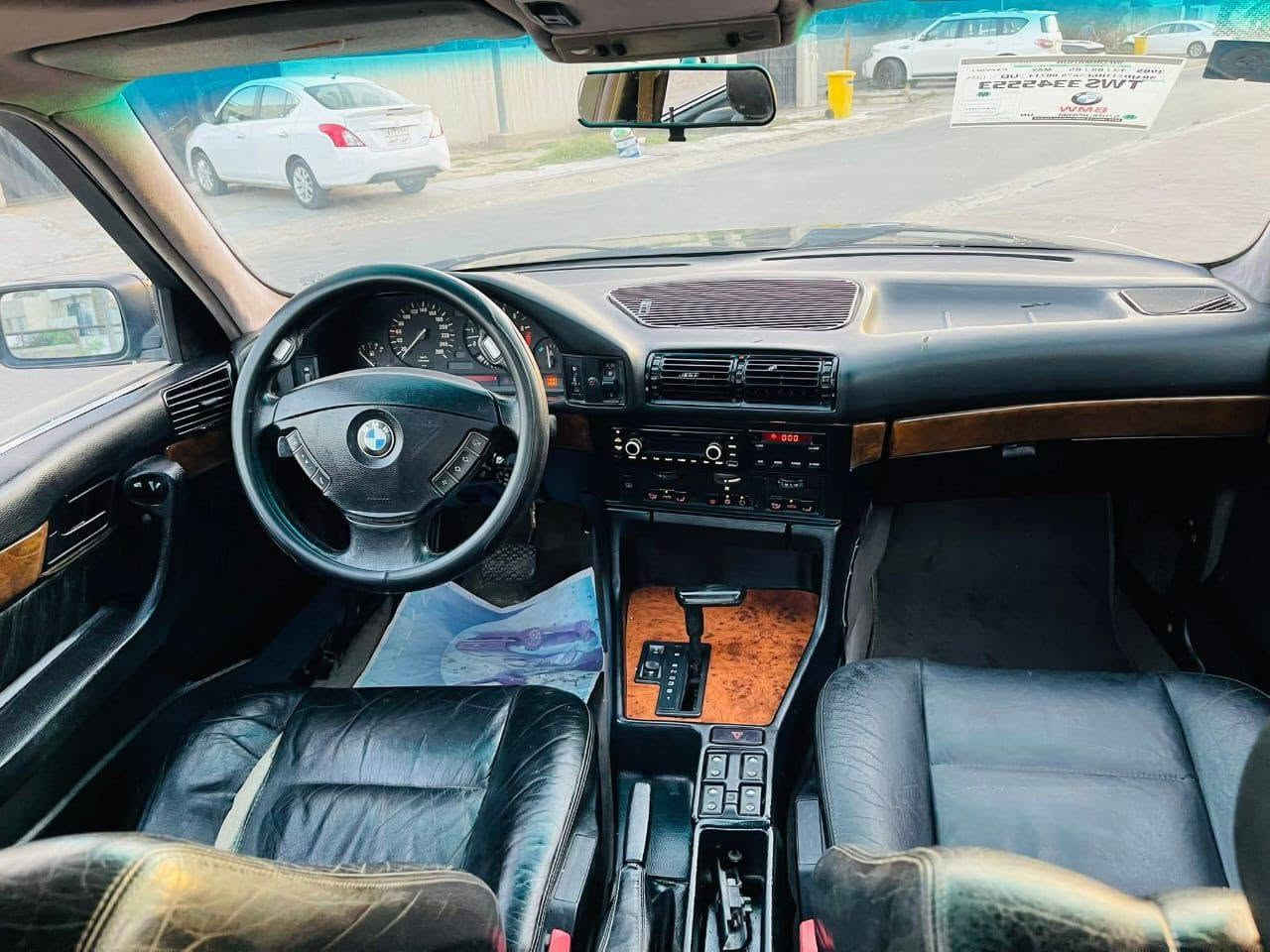 سلام عليكم
بي إم 525  موديل90

السياره جديده  تخم تاير  

صدر جديد

محرك  گير  مكفولات 

تبريد  شغال  ثلج 

سلايت شغال 

كهربائيات كلها شغاله 

السياره جاهزه  مصبوغه أثر جراد فقط 

تحويل ثاني يوم 

سياره بسمي

رقم الانكليزي

سعرهاا  58 وبيها مجال

***********

مكان السيارة كوت
