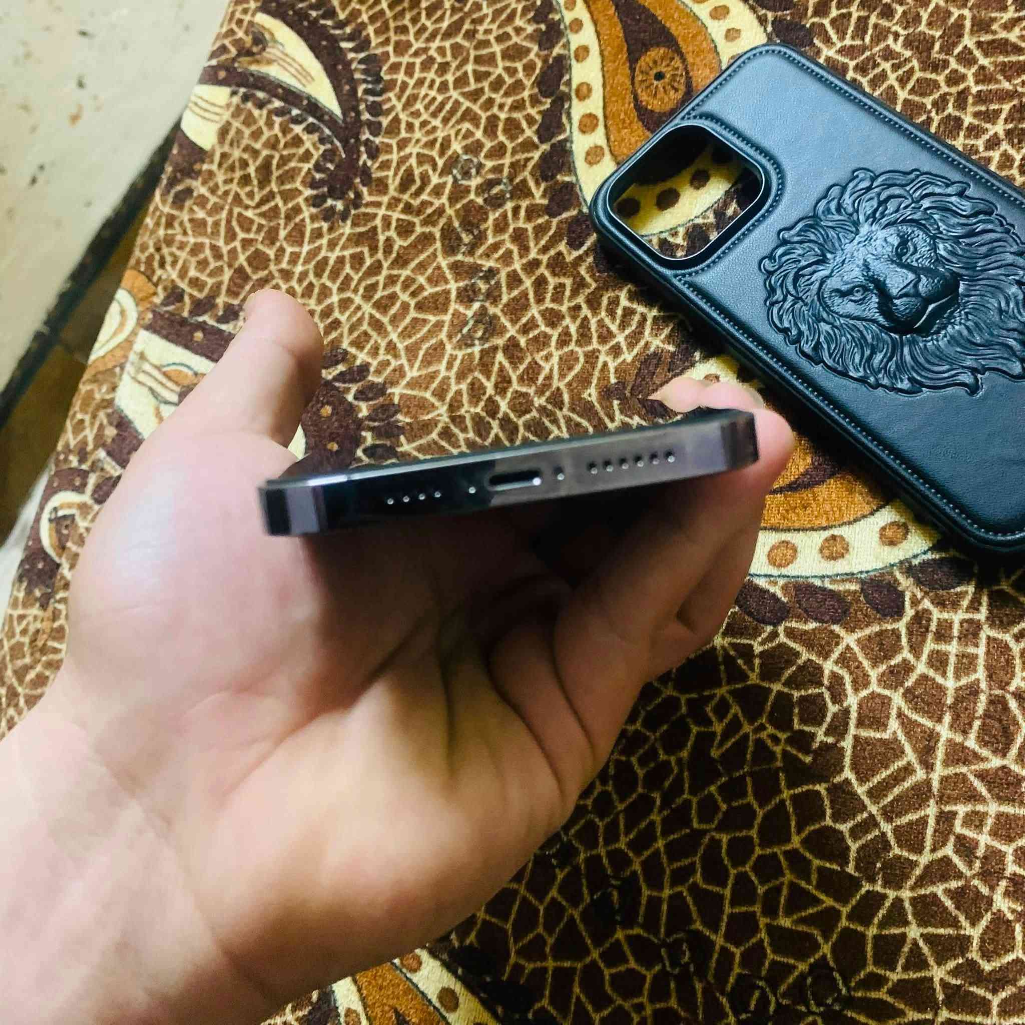 أيفون 14 برو ماكس 💜
ذاكرة 256 
شريحتين وحده اللكترونية وحده سيم
بطارية 84 بلاد
كله على بلاد نضافه 99‎%‎
•الجهاز انطي شرط 
سعـرة من الاخير 830 الف ، ماعجبك المنشور اعبر 🩵

للتواصل :***********
