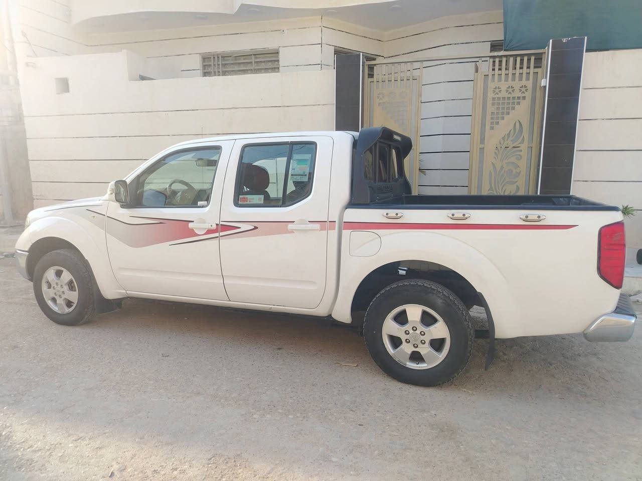 نيفاره 14 مكفوله من التبديل محرك مكفول حداديه نظيفه مال بيت بأسمي تحويل بيها مكانات صبغ تلكيط بالرباع أسفل كامله السياره السعر ١٢٥ سنويه نهايه ٢٨
العنوان العماره ***********
