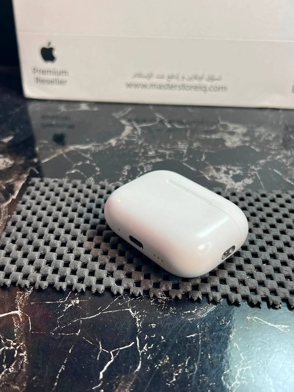 (( ايربود برو 3 اخر اصدار ))
الي نزلت ويه الايفون 17 
اصلية ✅ اصلية ✅اصلية
بدون ملحقات فقط سماعة 
داخل الضمان 👑 باقي 6 اشهر بي 
نظافة 95‎%‎ بيهة خدوش استخدام 
--  235 الف -- 🔥
بغداد - الدورة 
*********** 
***********
