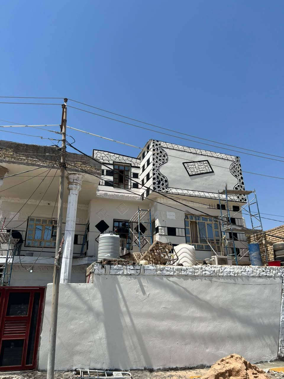 سلام عليكم صباغ وجهيات داخل بيبان وشبابيك حسب طلب الزبون مكاني كربلاء للاستفسار ***********
